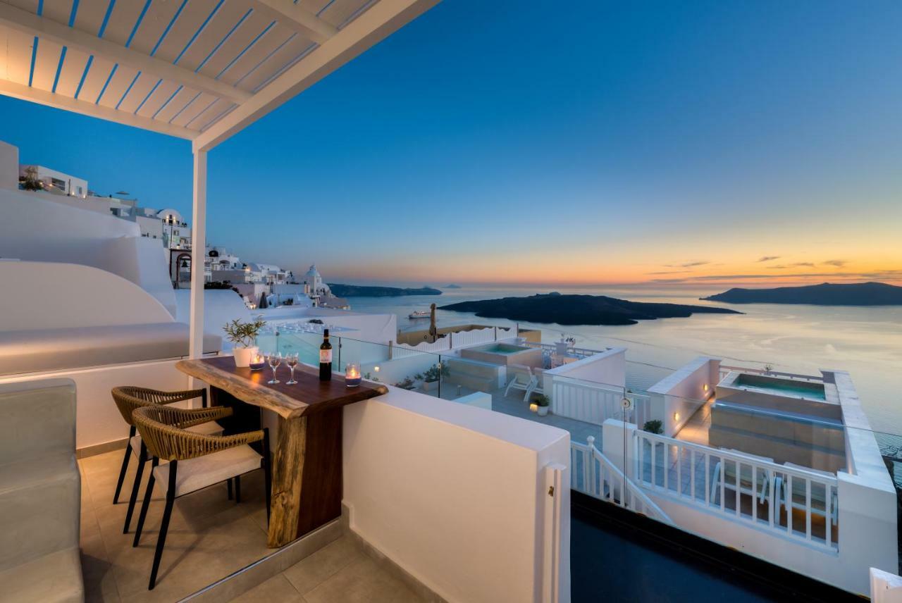 Iriana Suites Firá Buitenkant foto