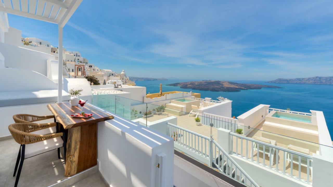 Iriana Suites Firá Buitenkant foto